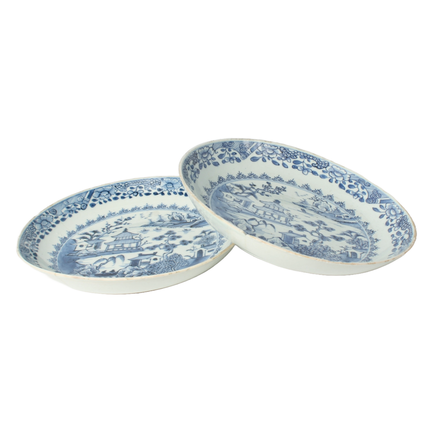 Rare Pair of Kangxi Blue and White Dishes (ca. 1700–1730) Qing Dynasty