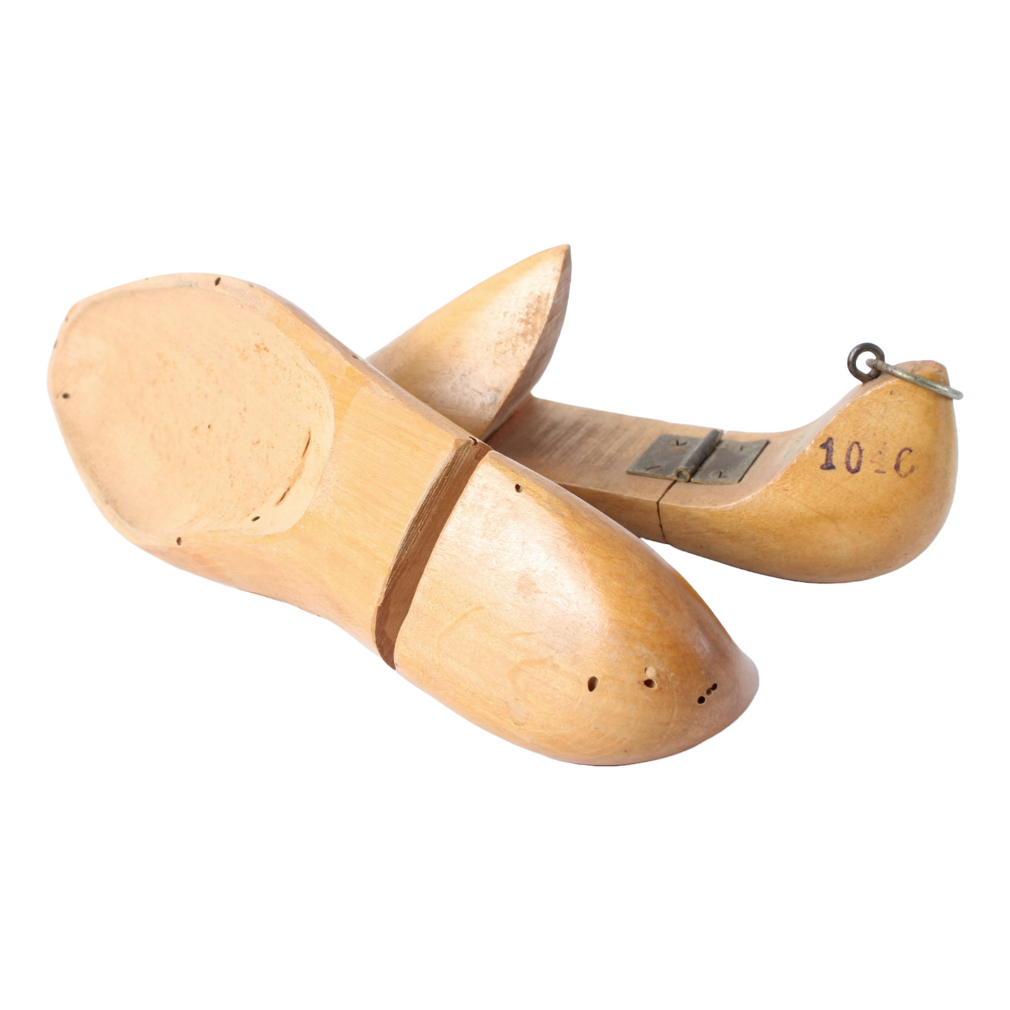 Vintage Wooden Shoe Lasts ā Classic European Shoemaking Forms