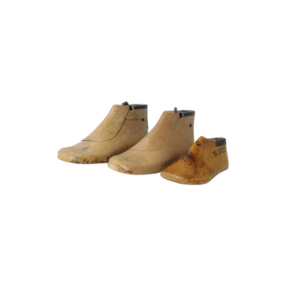 Vintage Wooden Shoe Lasts by Heinrich Schmidt, Children size, set of 3
