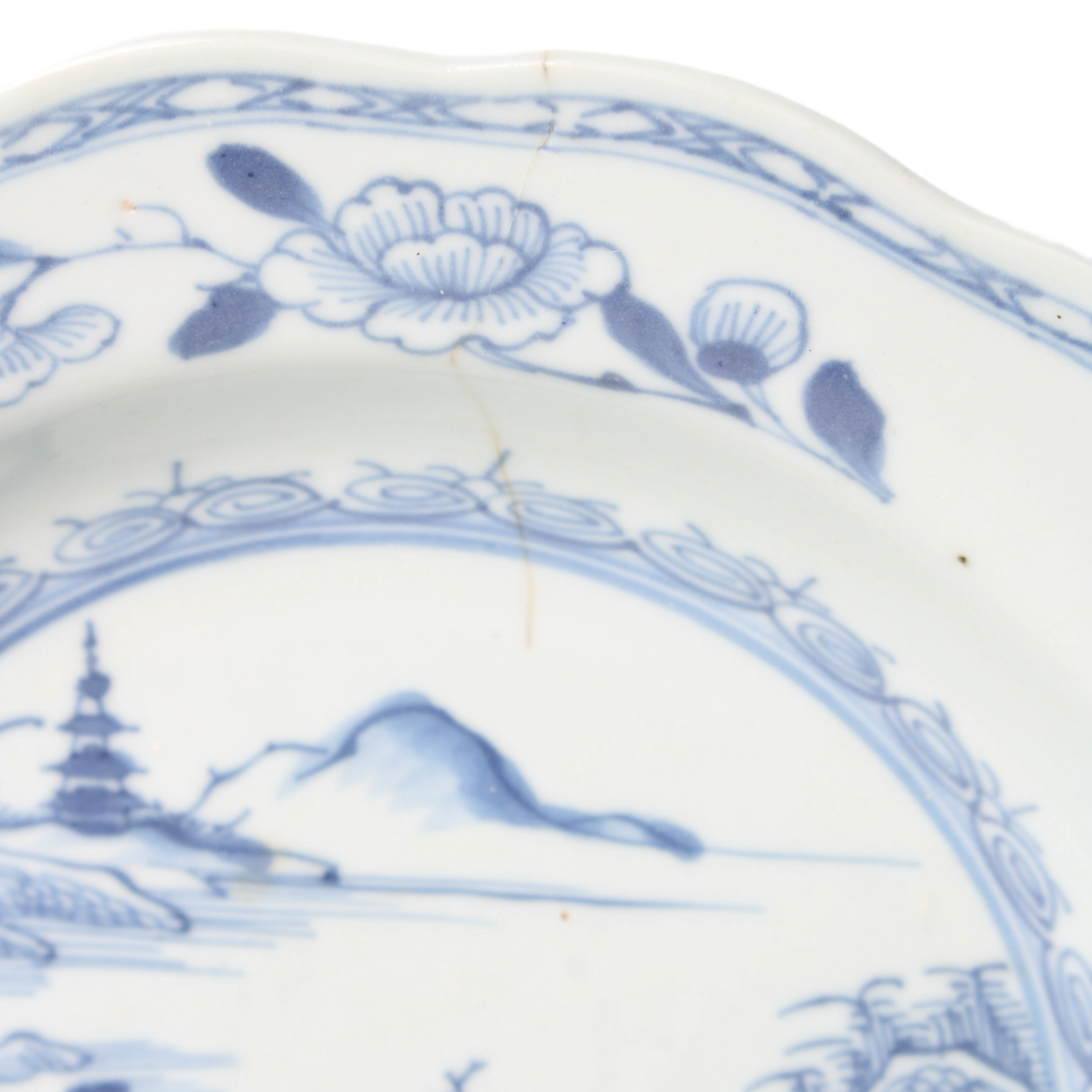 Stunning Antique Chinese Porcelain Plate - Qing Dynasty
