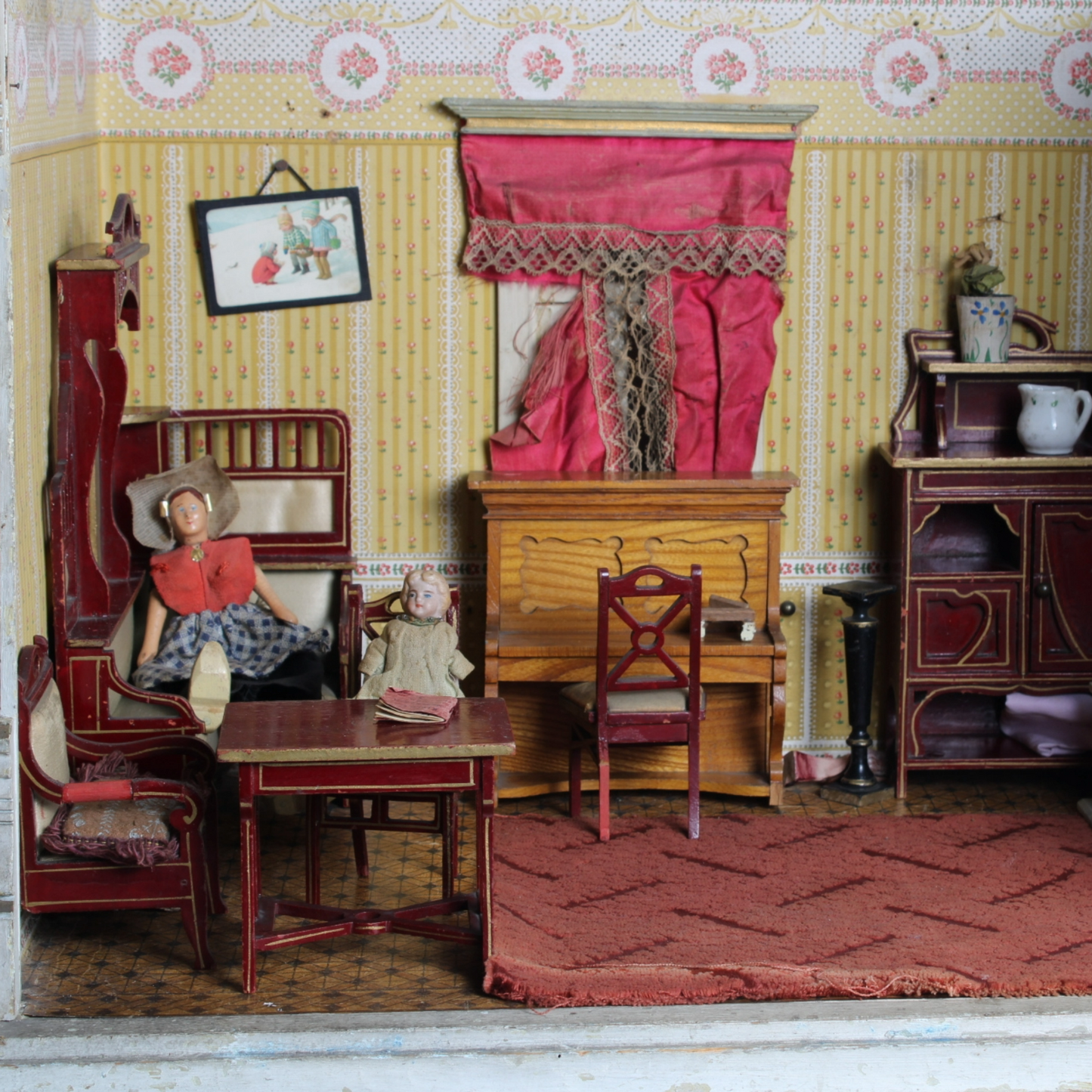 Antique Dutch Dollhouse ca. 1890–1915 | Complete with Dolls, Furniture