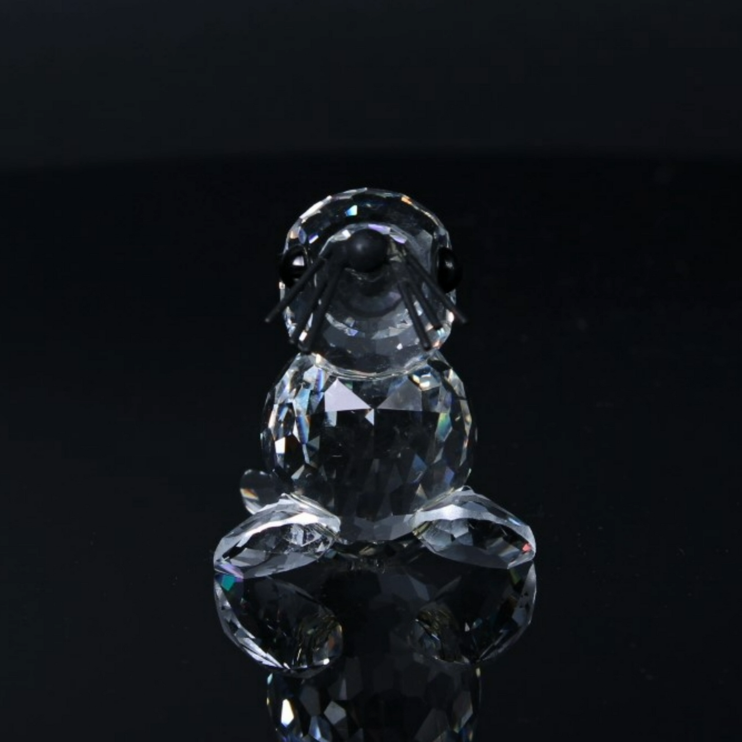 Stunning Swarovski Crystal Figurine - The Seal - Includes Box and Certificate