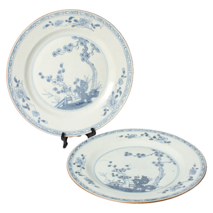 Pair of 18th Century Chinese Export Porcelain Plates with ‘Cheng Lung’ Mark