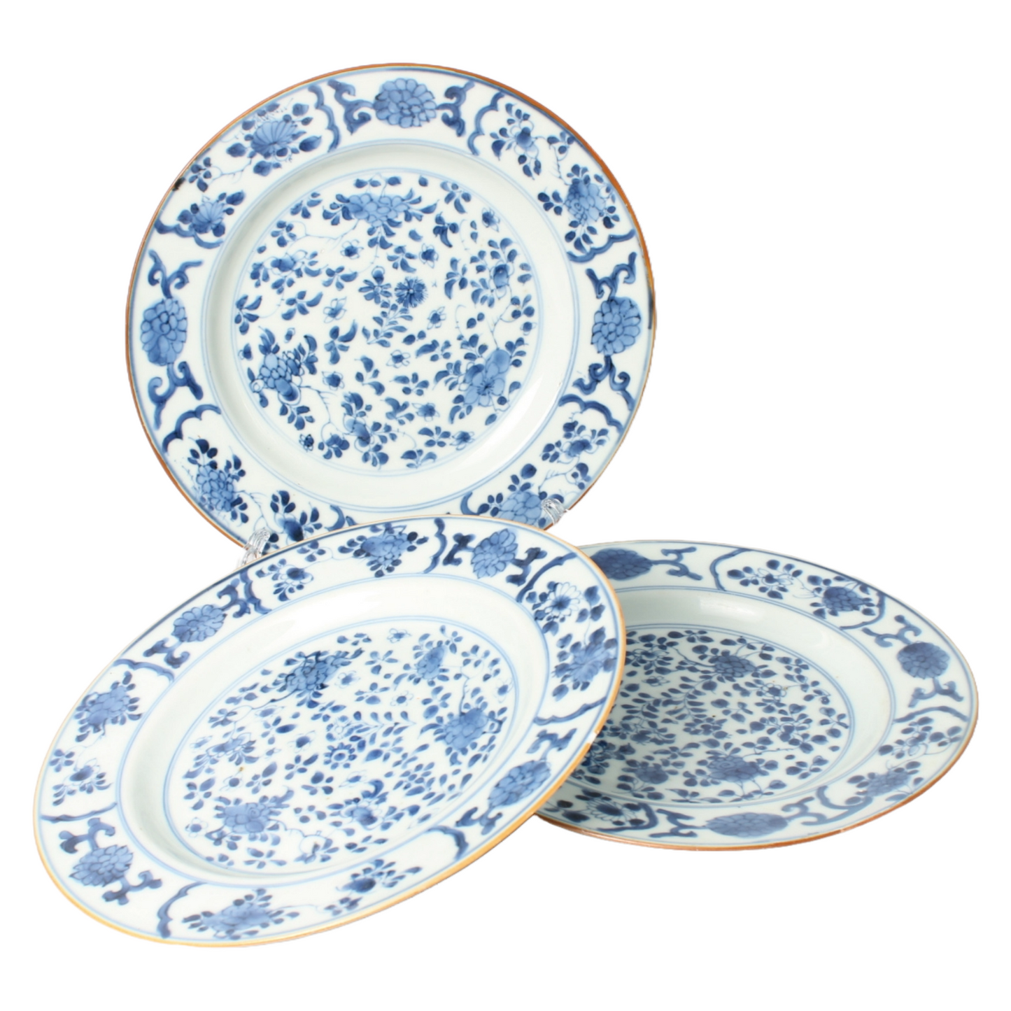 Set of Three 18th Century Chinese Kangxi Plates - Export Porcelain ca. 1700–1722
