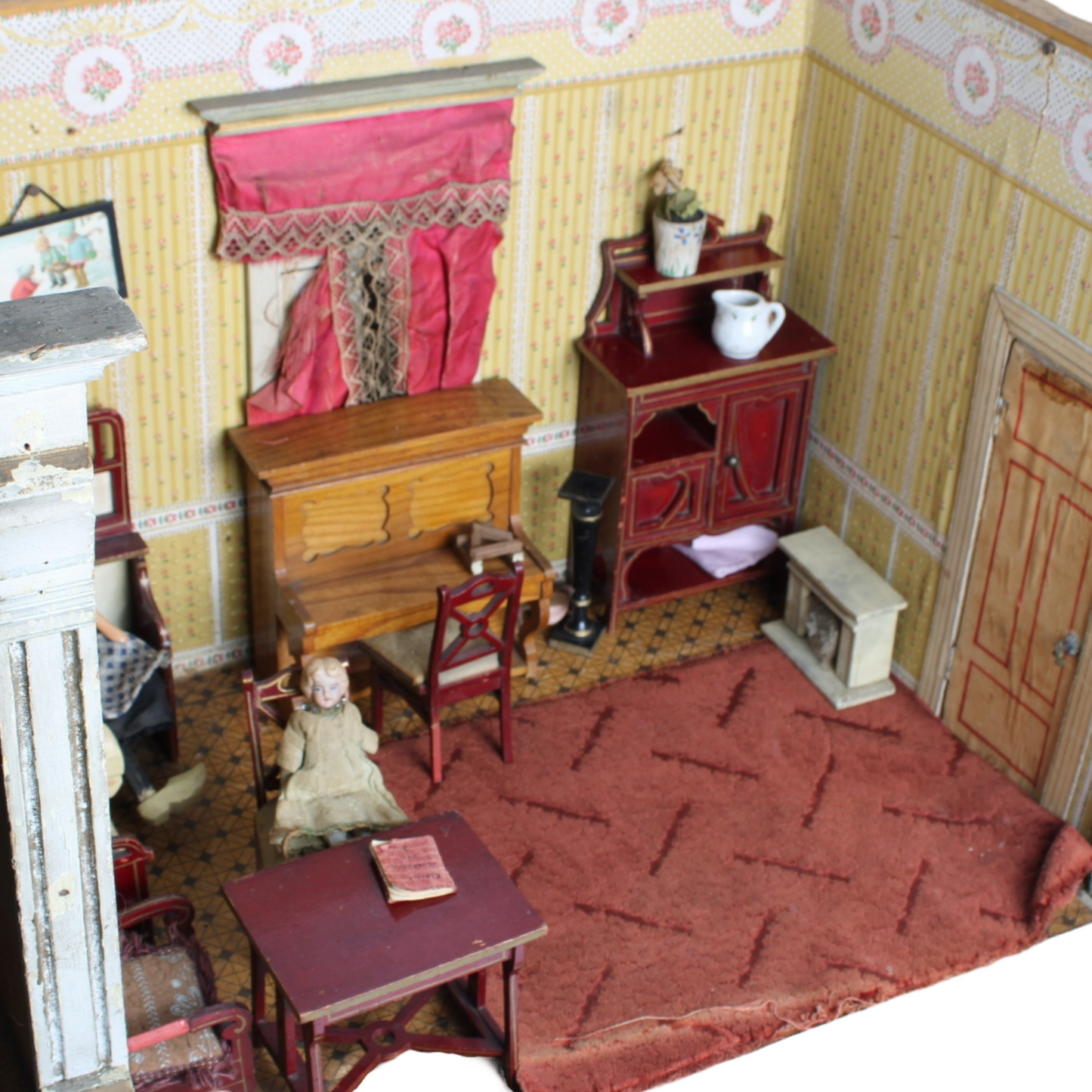 Antique Dutch Dollhouse ca. 1890–1915 | Complete with Dolls, Furniture