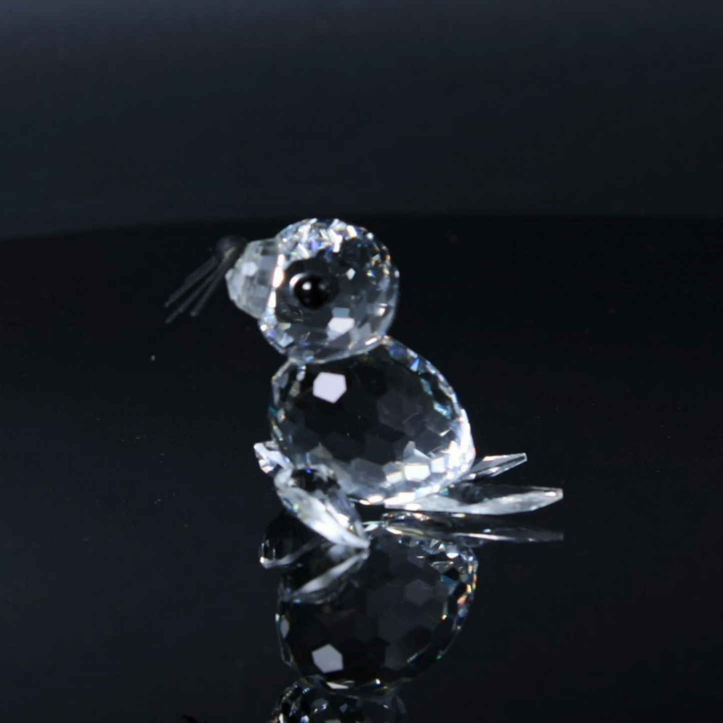 Stunning Swarovski Crystal Figurine - The Seal - Includes Box and Certificate