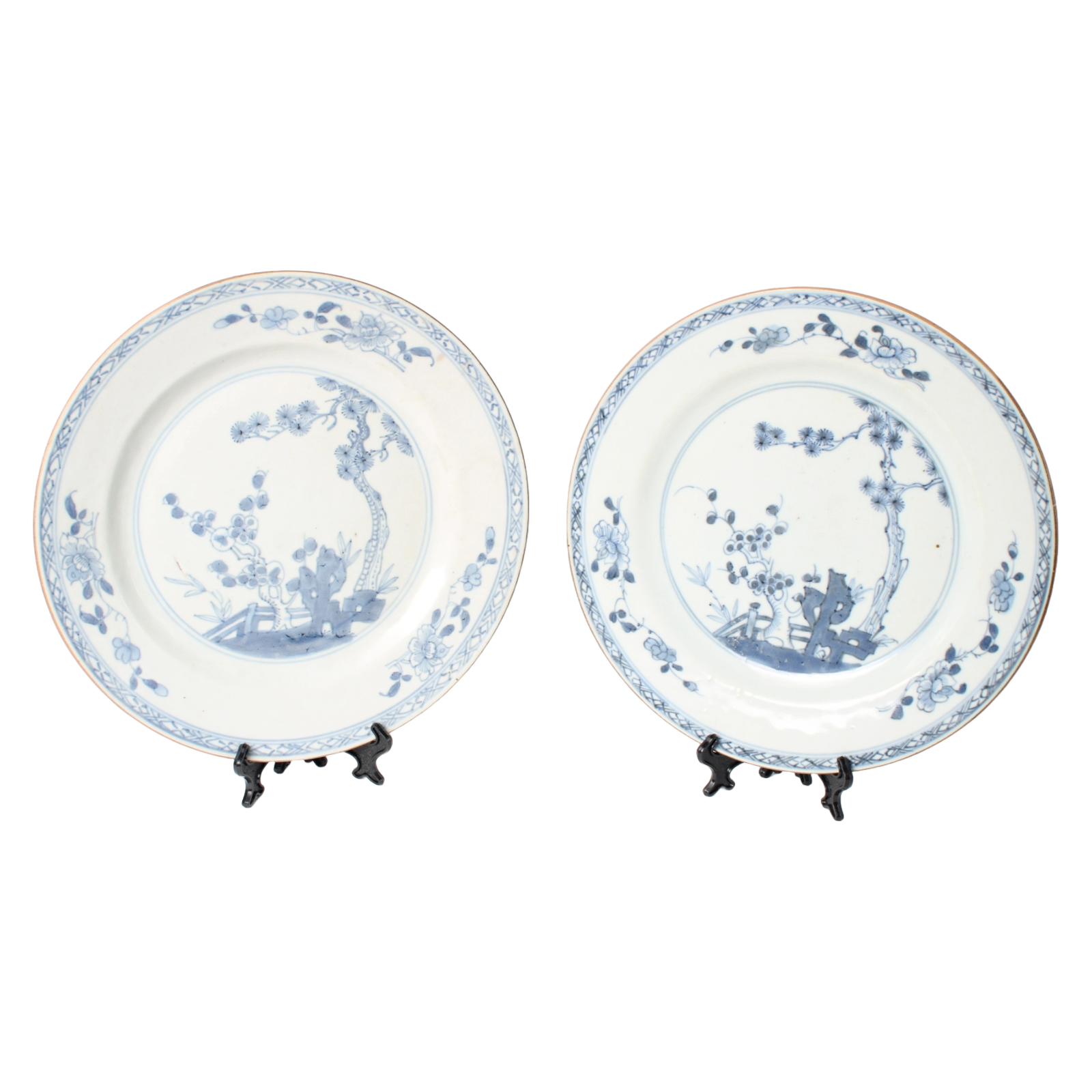Pair of 18th Century Chinese Export Porcelain Plates with ‘Cheng Lung’ Mark