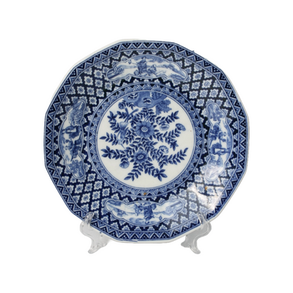 Chinese Porcelain Plate – 21 cm Diameter – Detailed Hand-Painted Blue and White