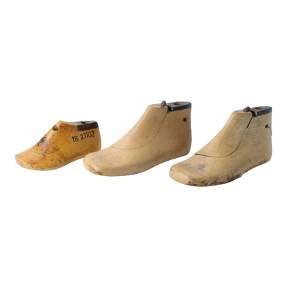 Vintage Wooden Shoe Lasts by Heinrich Schmidt, Children size, set of 3