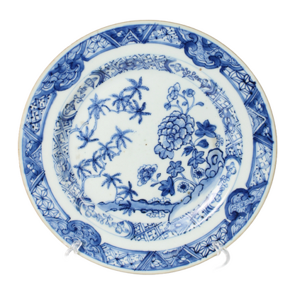Pair of antique Chinese porcelain plates Qing dynasty – Kangxi style – ca. 1700–