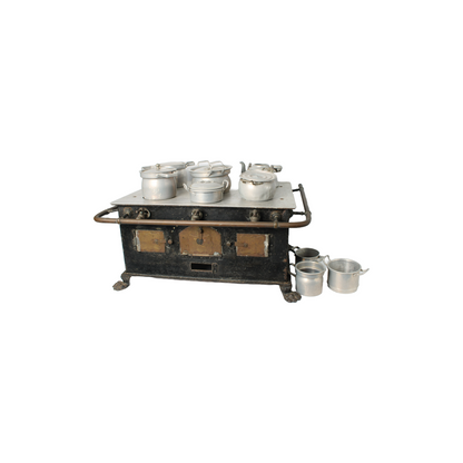 Rare Antique Toy Stove with Claw Feet and Pans ca. 1900–1925 | 22 cm / 8.66 inch