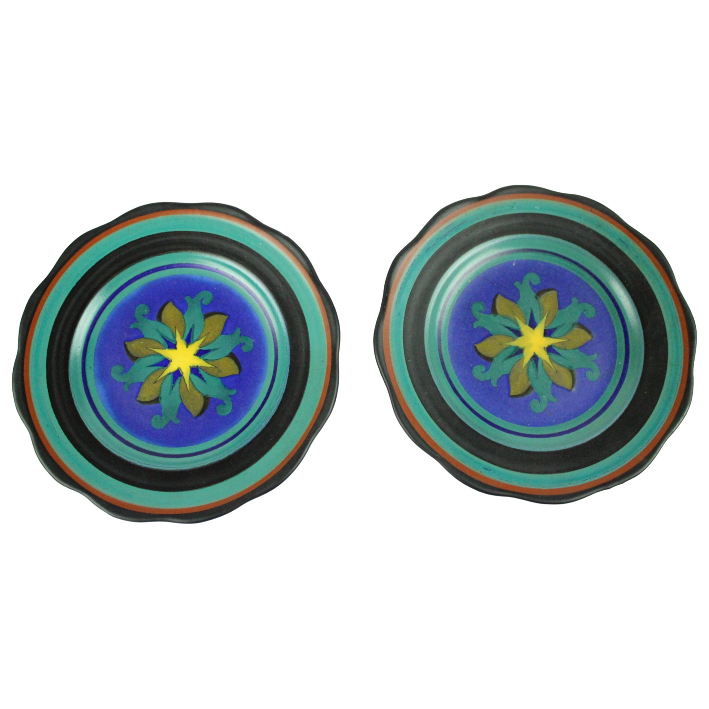 Set of 2 Gouda Pottery Plates – Hand-Painted Art Deco Design (ca. 1920–1940)