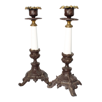 Paar Antieke Franse Kandelaars met Opaalglas – ca. 1875–1900