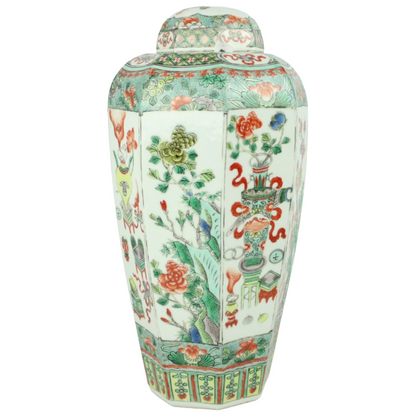Late Qing Chinese Polychrome Porcelain Lidded Vase – Famille Verte/Rose Transitional Palette (c. 1860–1900)