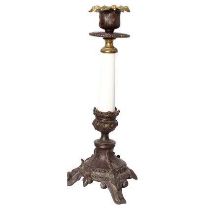 Paar Antieke Franse Kandelaars met Opaalglas – ca. 1875–1900