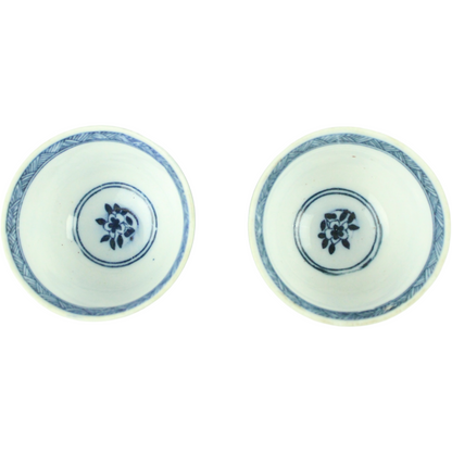 Pair of 18th-Century Chinese Export Porcelain Cup & Saucer Sets – Qing Dynasty (c. 1760–1820)