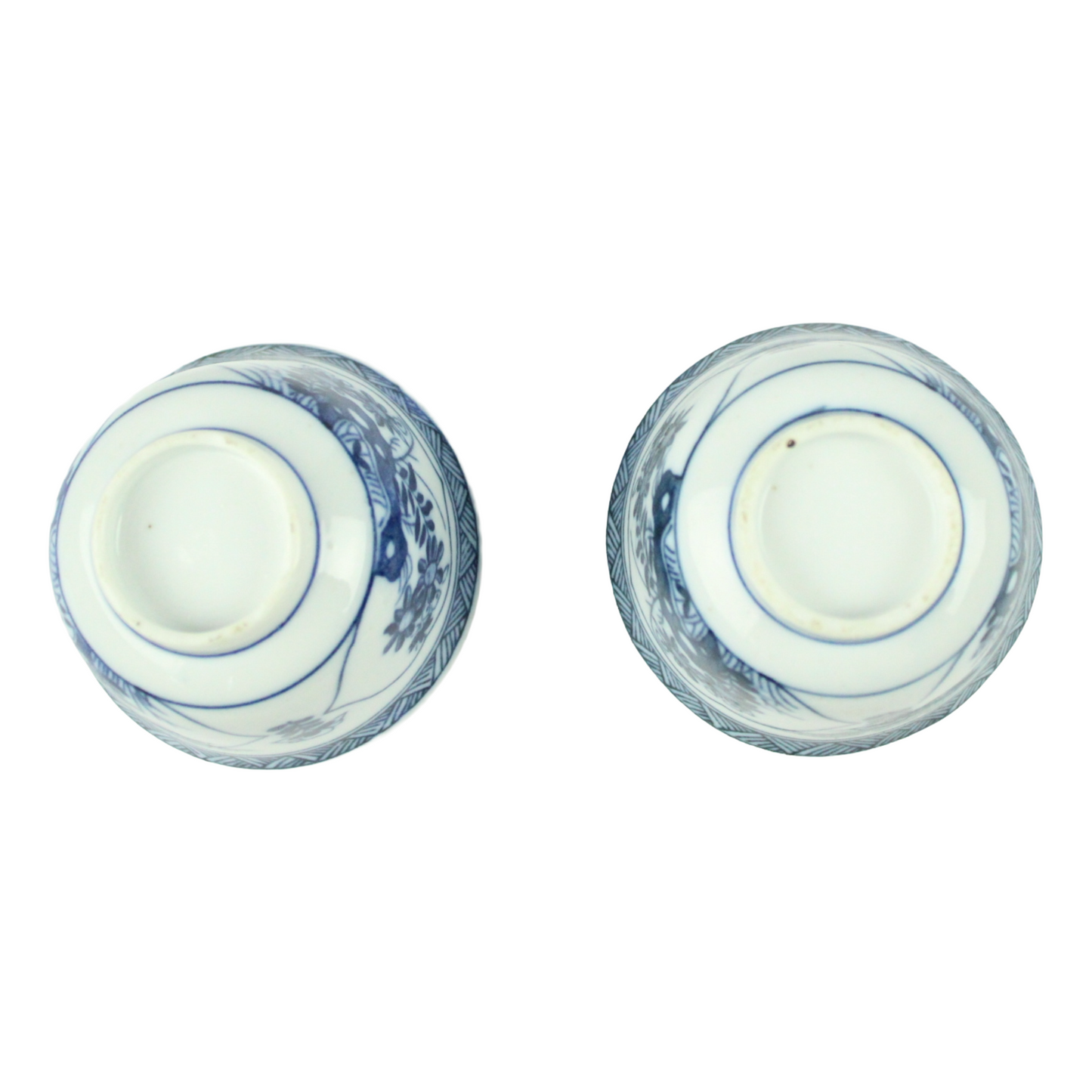 Pair of 18th-Century Chinese Export Porcelain Cup & Saucer Sets – Qing Dynasty (c. 1760–1820)