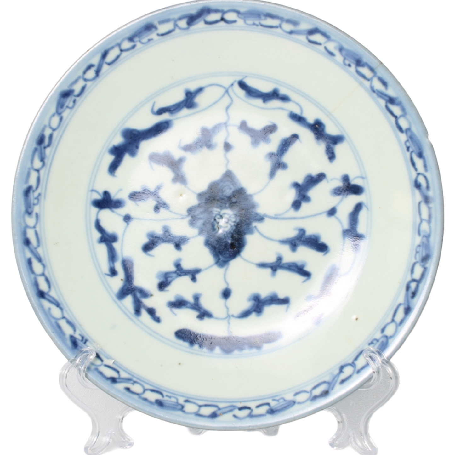 Chinese Swatow Porcelain Plate – Zhangzhou Type, Late Ming Dynasty (ca. 1580–1620)