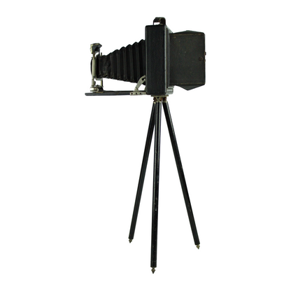 Antique Bellows Camera on Tripod – Field Camera (ca. 1900–1930)