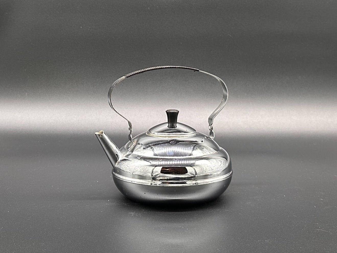 Original teapot / whistling kettle - 1950s - Retro - Vintage - Antique - Bredemeijer - Free Shipping