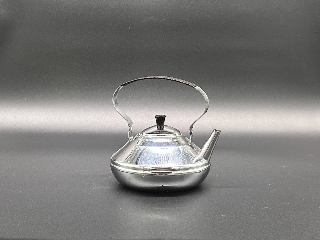 Original teapot / whistling kettle - 1950s - Retro - Vintage - Antique - Bredemeijer - Free Shipping
