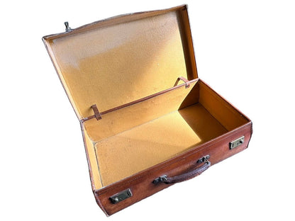 Stylish set of vintage brown leather English attaché cases from Chaney