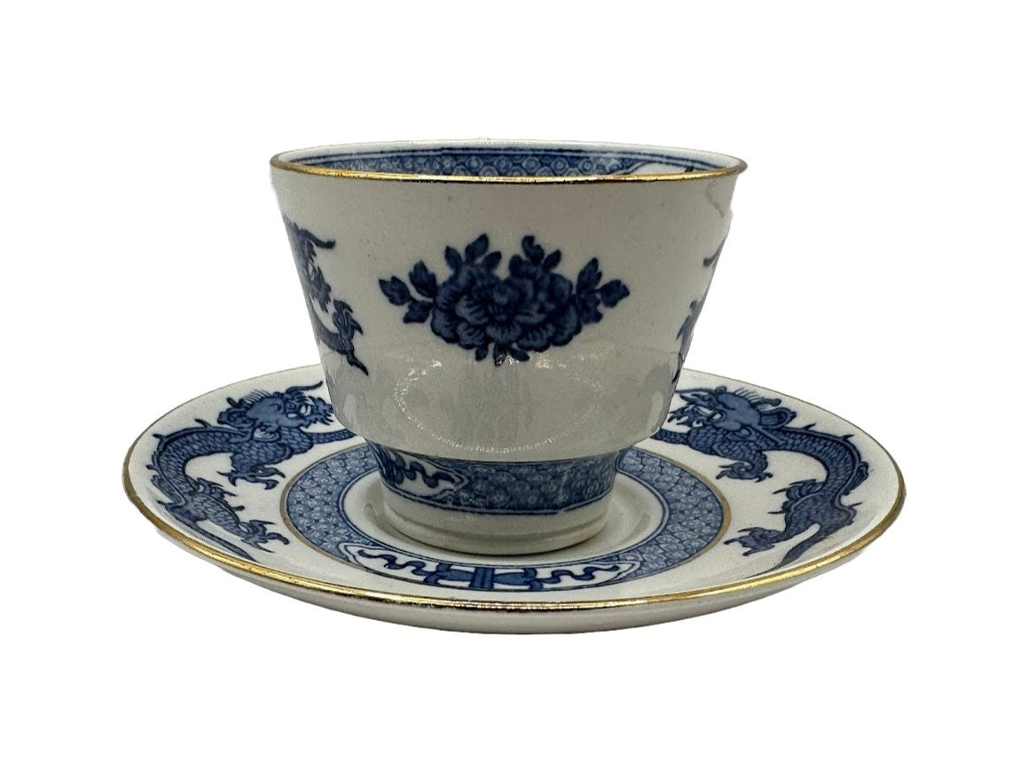 Beautiful set of 2 cups and saucers in Chinese style from Booth Silicon from England!