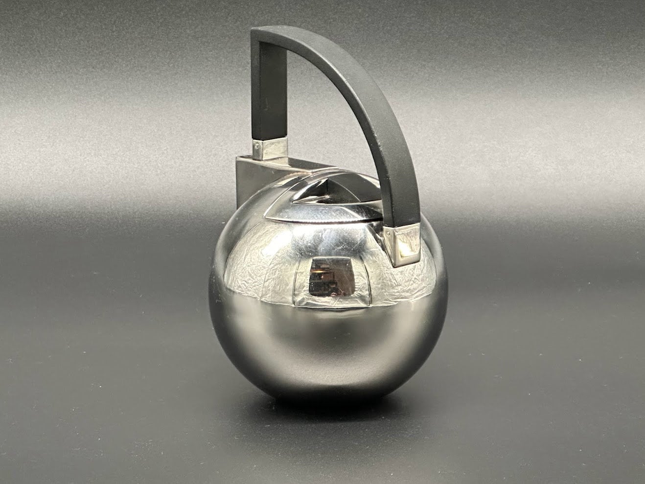Uniek: Oliver Hemming - Neo Theepot