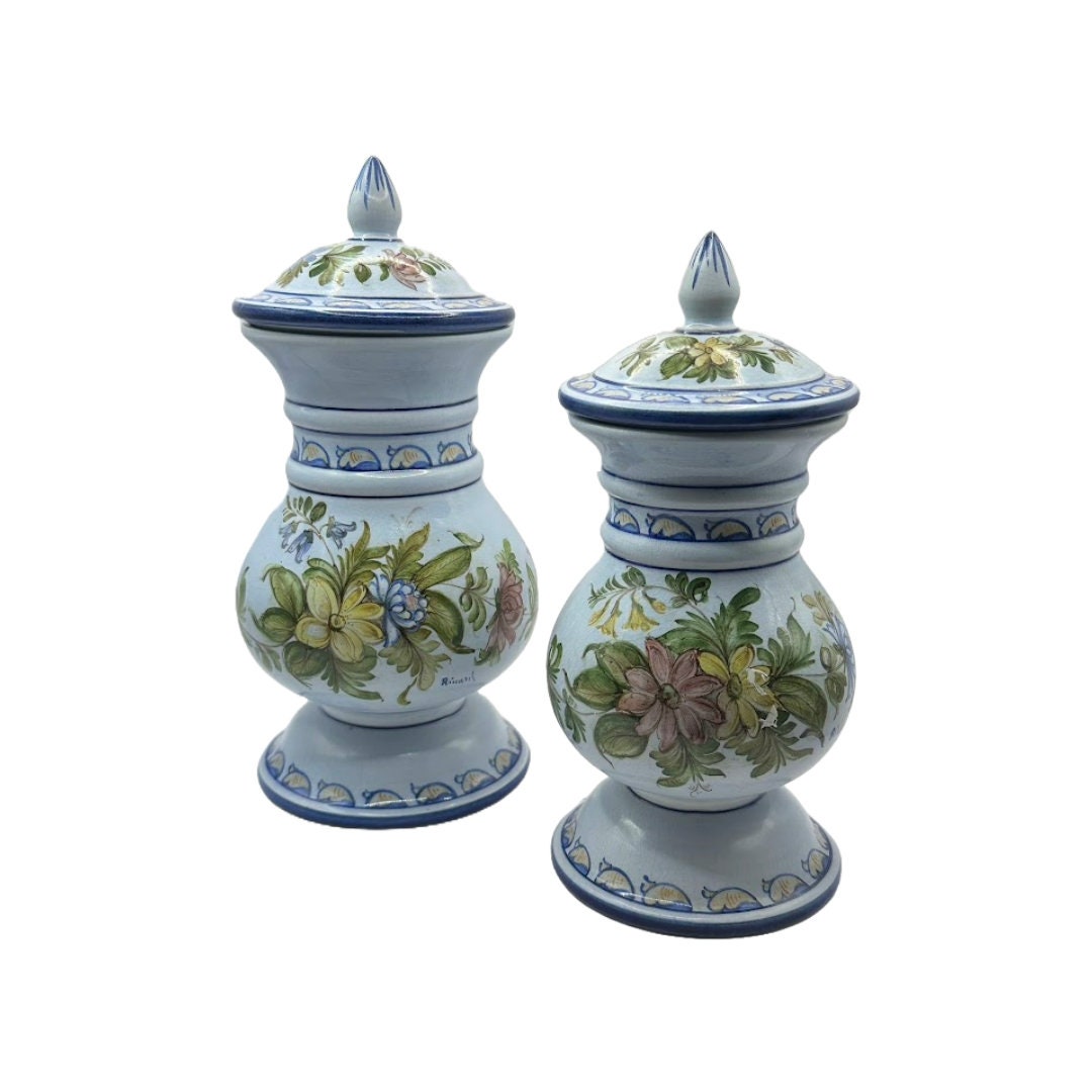 Beautiful Vintage French Pot Set with Lid - Timeless Elegance for Your Home!