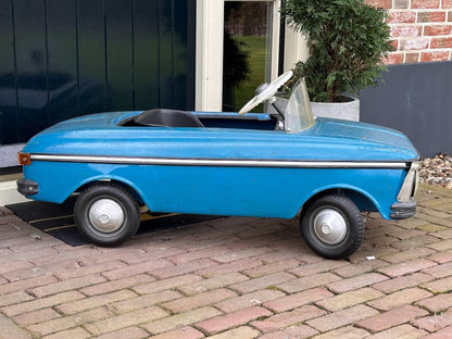 Moskvich Pedalcar - Moskvich Pedalcar - 1994 - Unique find - Barnfind - Mancave - Father's Day Gift - Eye-catcher - Free Shipping