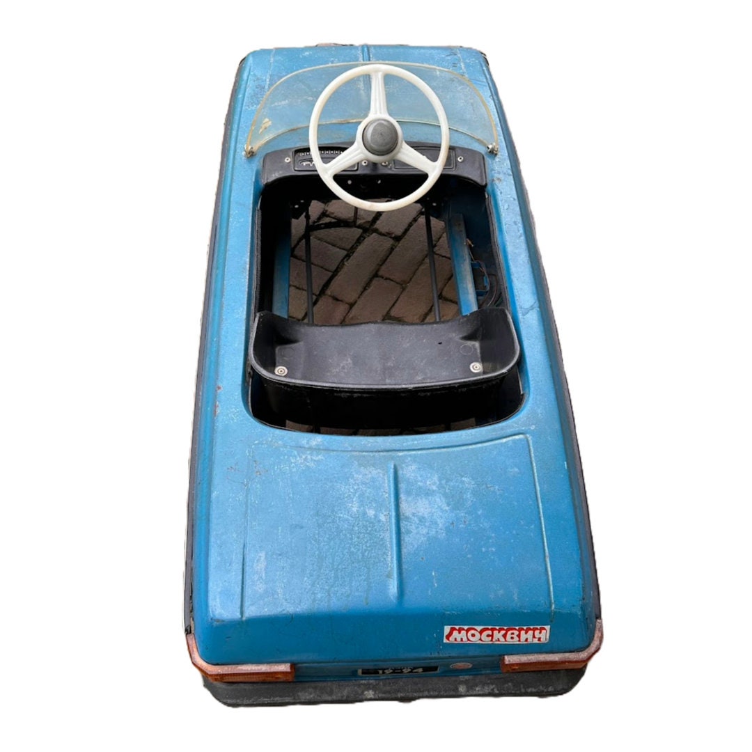 Moskvich Pedalcar - Moskvich Pedalcar - 1994 - Unique find - Barnfind - Mancave - Father's Day Gift - Eye-catcher - Free Shipping