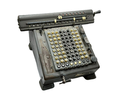 Discover a Vintage Gem: Monroe 1960 Manual Calculator!