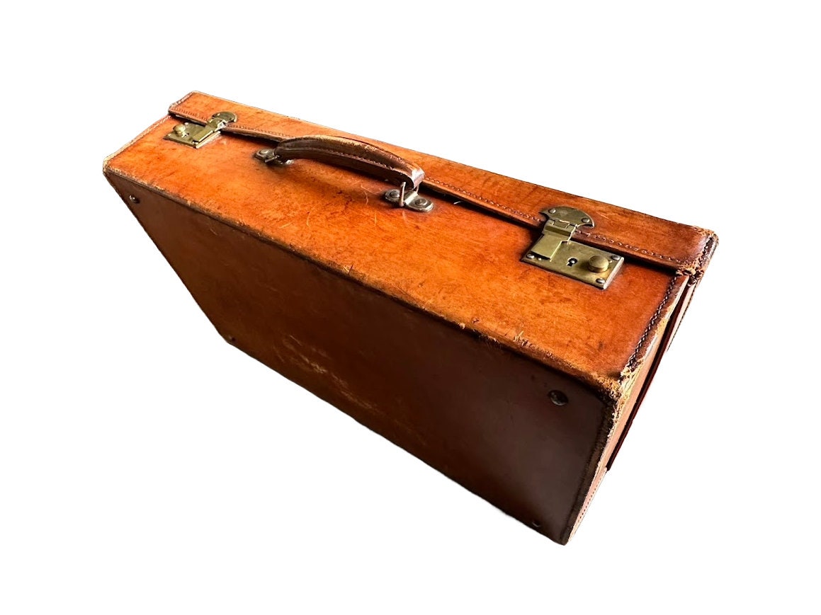 Stylish set of vintage brown leather English attaché cases from Chaney