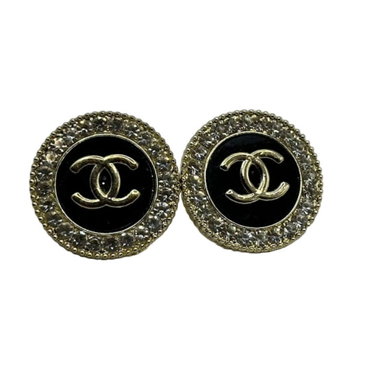 Tijdloze Elegantie: Prachtige Vintage Chanel Oorstekers