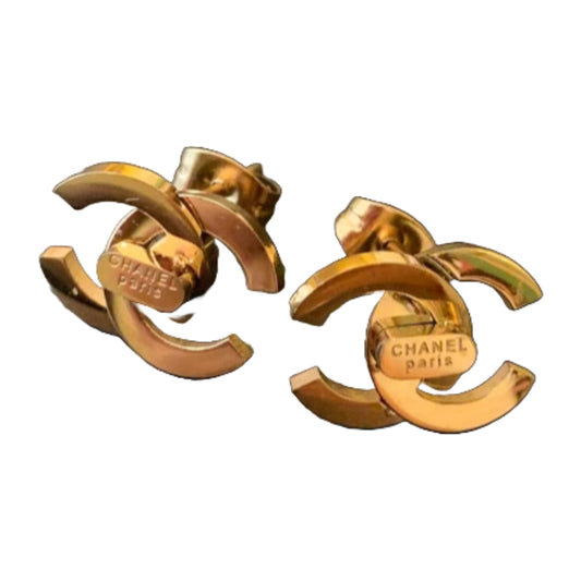 Tijdloze Elegantie: Prachtige Vintage Chanel Oorstekers