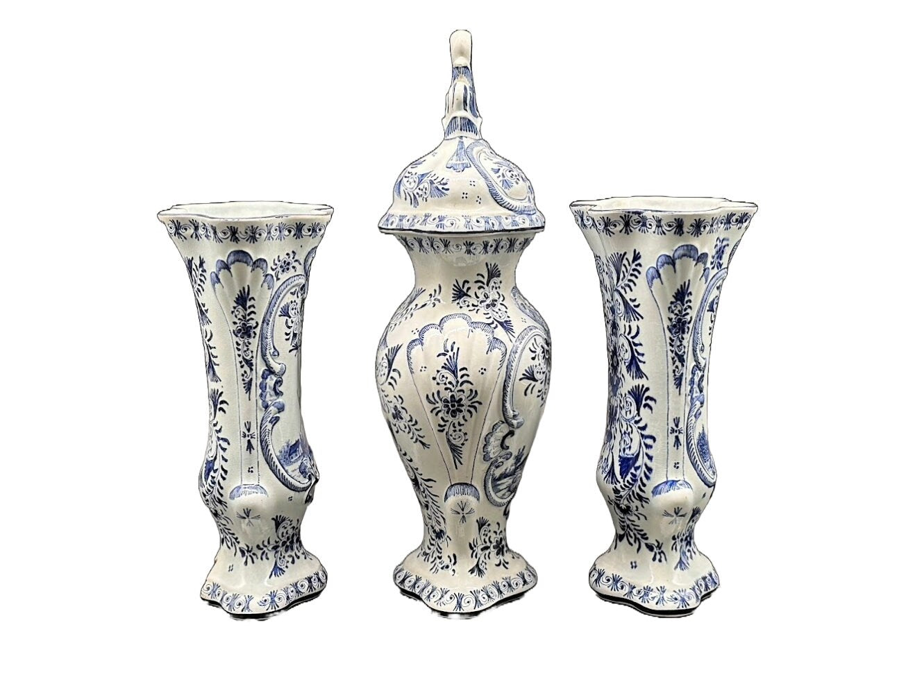 Beautiful Delft Blue Cabinet Set - Unique opportunity! - Delft - Handicrafts - Hand painted - Collector's item - Free shipping