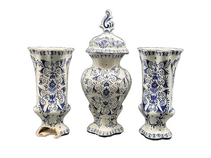 Beautiful Delft Blue Cabinet Set - Unique opportunity! - Delft - Handicrafts - Hand painted - Collector's item - Free shipping