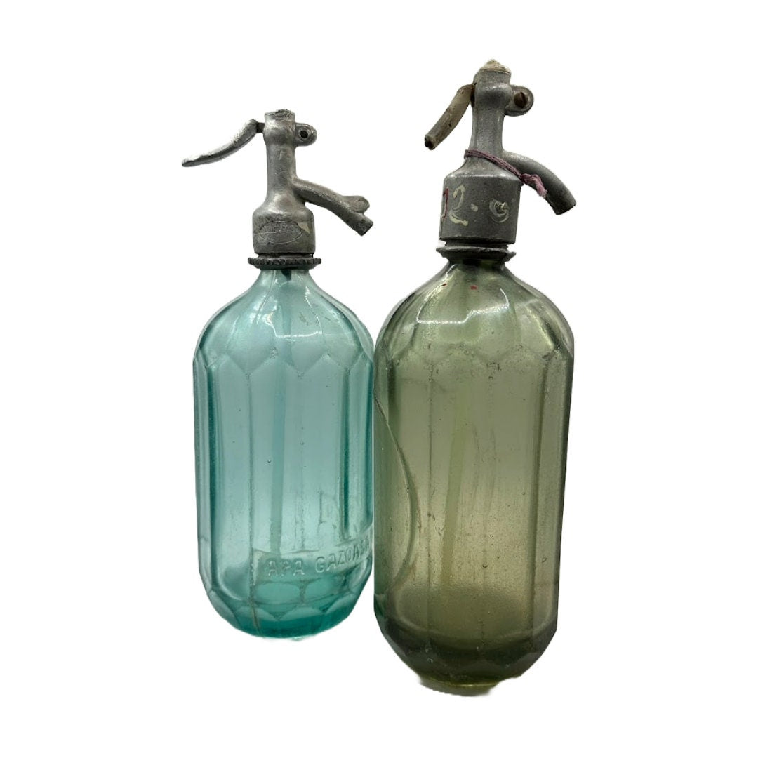 Set of 2 Colorful Siphon Soda Spray Bottles - Vibrant Decoration for Living Room or Mancave!