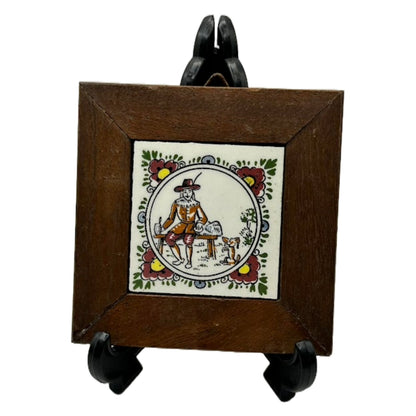 Hand-Painted Delft Blue Tile in Wooden Frame – Dutch Art in Small Format