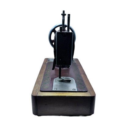 Prachtige Vintage Kinder Naaimachine Model Singer - Een Tijdloos Geschenk voor Creatieve Zielen!