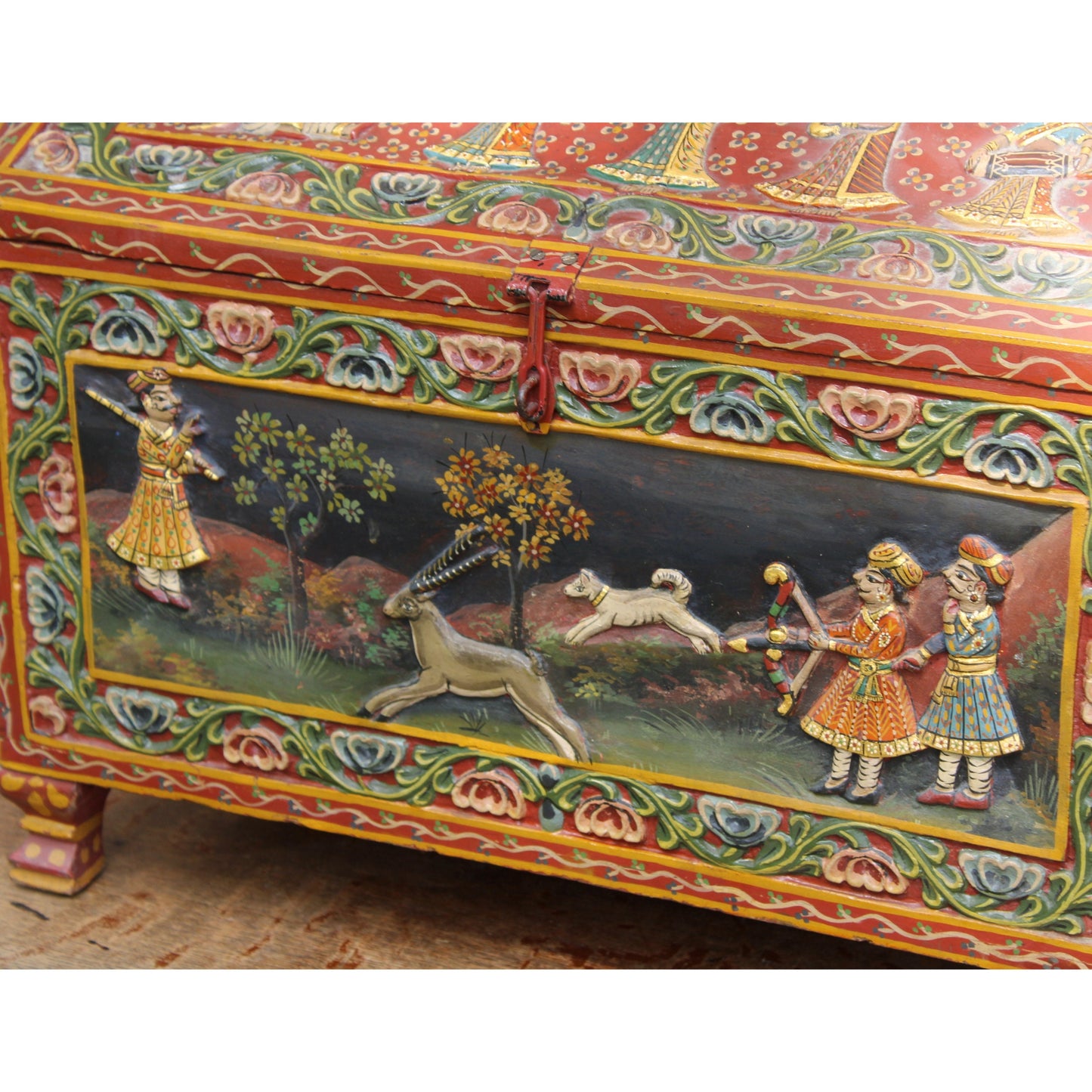 Free Shipping & Beautiful Gift: Beautiful Antique Wedding Chest/Dowry Chest from India!