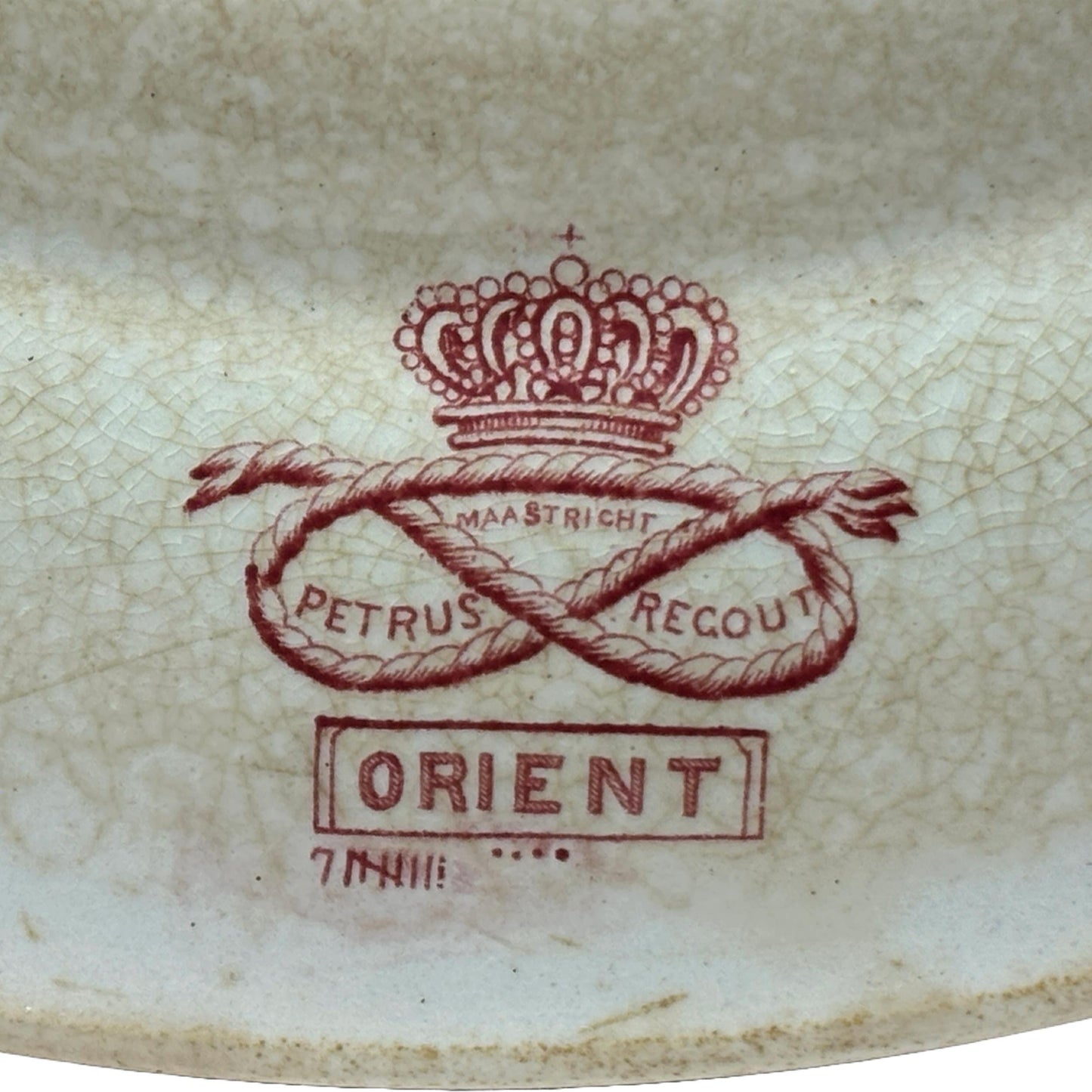 Beautiful Porcelain Plate by Petrus Regout - Oriental Line - 26.5 cm - Historical Collectible