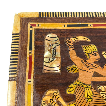 Egyptische Ingelegde Doos met Wagenmenner en Parelmoeren Vogel en Slang - Gratis verzending - Kunst - Antiek kistje - Vintage
