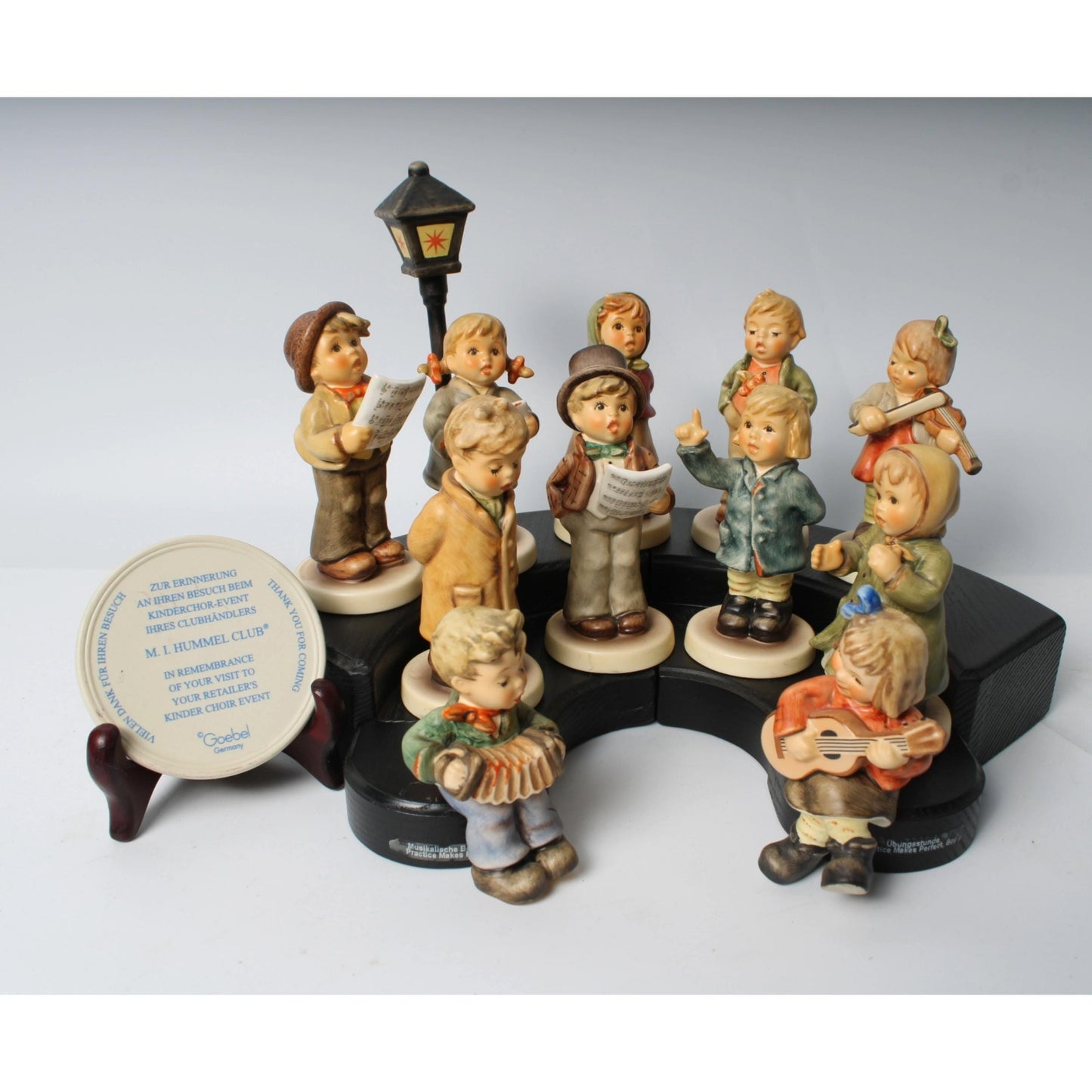 Hummel Club Children's Choir Collectors Set - Limited Edition - German Craftsmanship - Complete with Display Podium - Free Shipping