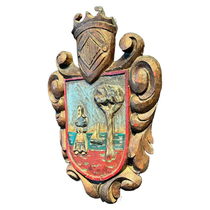 Handgemaakt Polychroom Houten Wapenschild, Circa 1860, Italiaans, Decoratief Wandpaneel met Symbolische Scène van Zeilboot en Boom