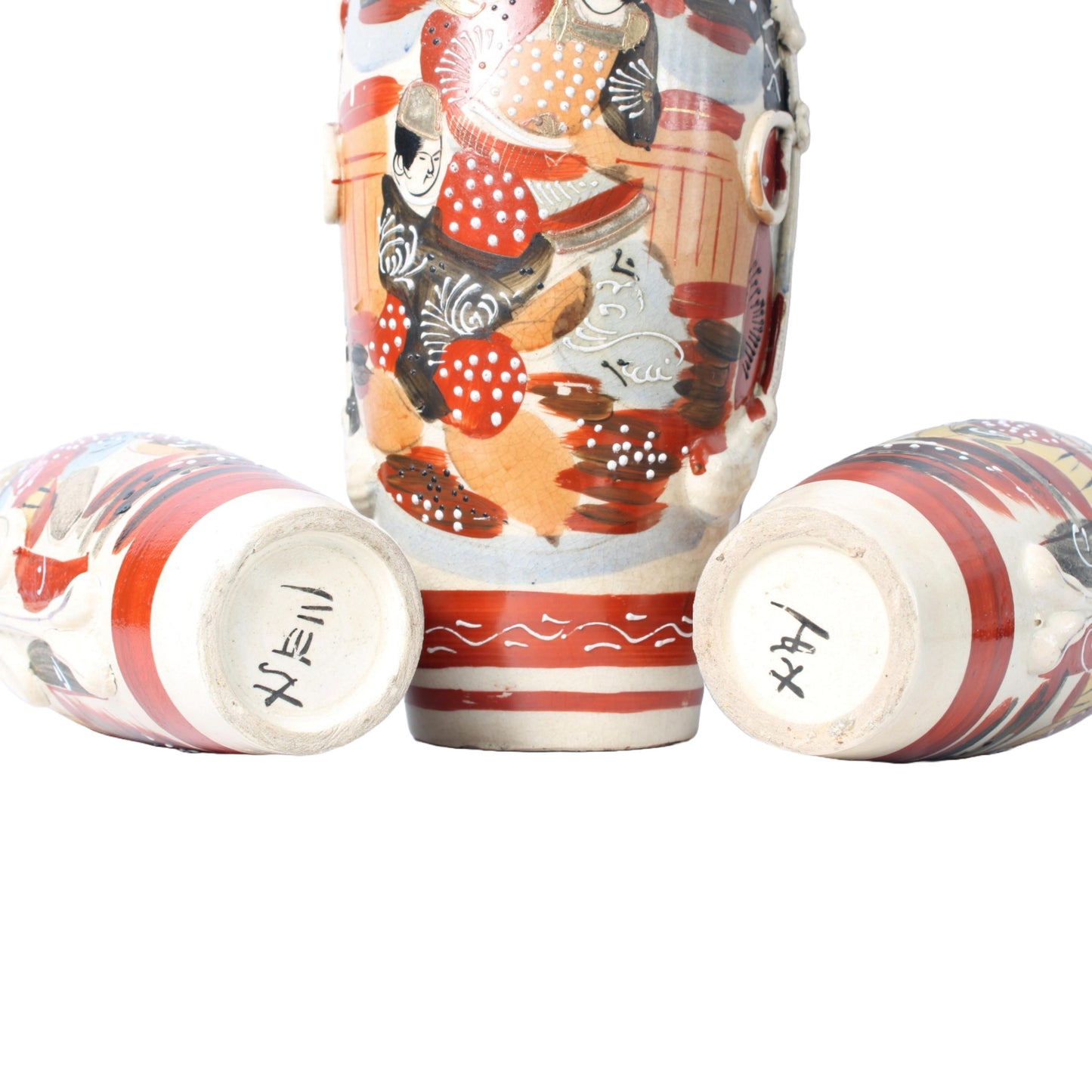 Set van Vier Traditionele Japanse Satsuma Vazen, Handgeschilderd, Circa Laat 19e Eeuw, Antieke Decoratieve Objecten met Geisha en Krijgers