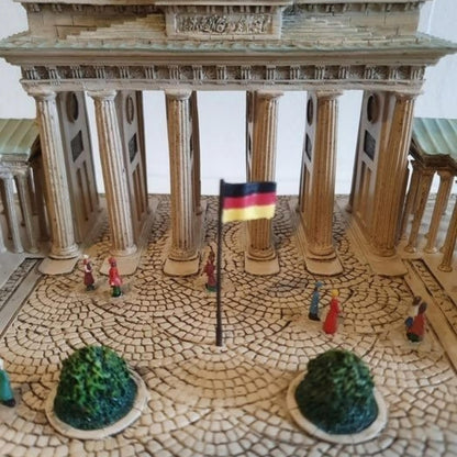 Detailed Brandenburger Tor Miniature Model with LED Lights by Hamilton Collection, 1990s, Gratis verzending