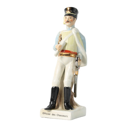 Handgeschilderd Porseleinen Beeldje van Napoleontische Officier, 1920-1940, Duitse Fabrikant Kister Scheibe Alsbach, Verzamelaarsobject