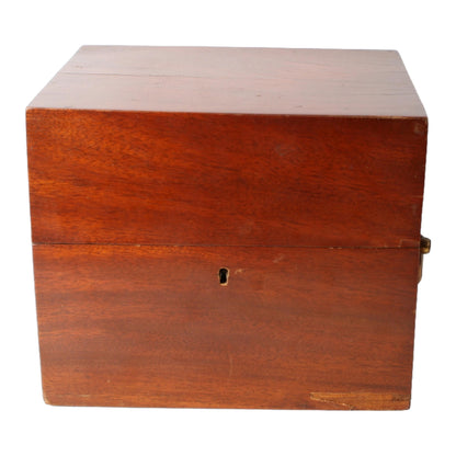 Antieke Biedermeier Advocatenbar  Luxe Minibar met Handgeblazen Flessen en Glas  Circa 1830 - Likeurkelder - Liquor cabinet