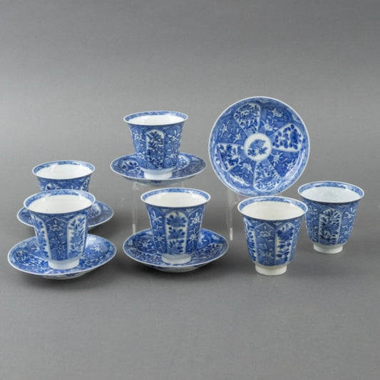 Antiek Hichozan Shinpo theeservies | 19e-eeuws Japans Arita-porselein | Zeldzaam blauw-wit servies met bloemmotieven | Verzamelobject